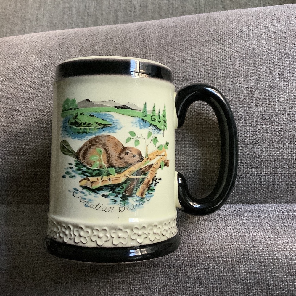 1964 Louis Hartley Art Canadian Beaver Mug